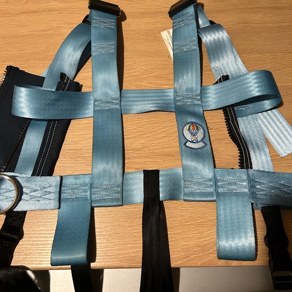 EZ on vest size small, special needs car vest. - Picture 1 of 5